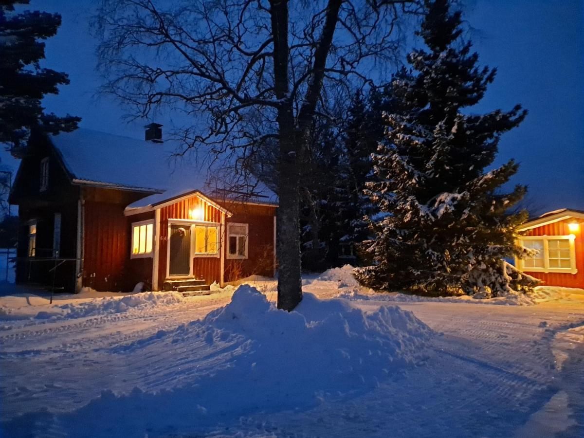 Levomaeki Farm Cottages Ypaja エクステリア 写真