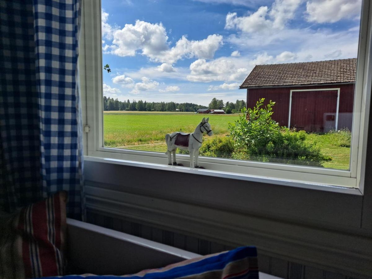 Levomaeki Farm Cottages Ypaja エクステリア 写真