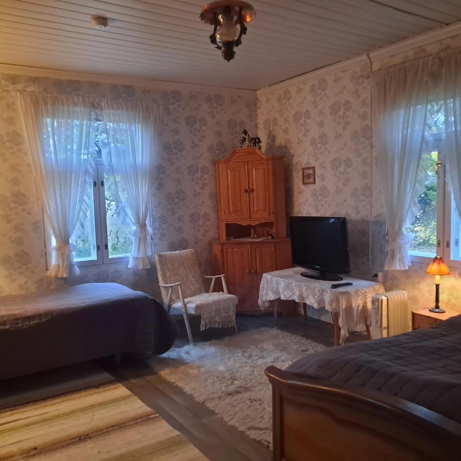 Levomaeki Farm Cottages Ypaja エクステリア 写真