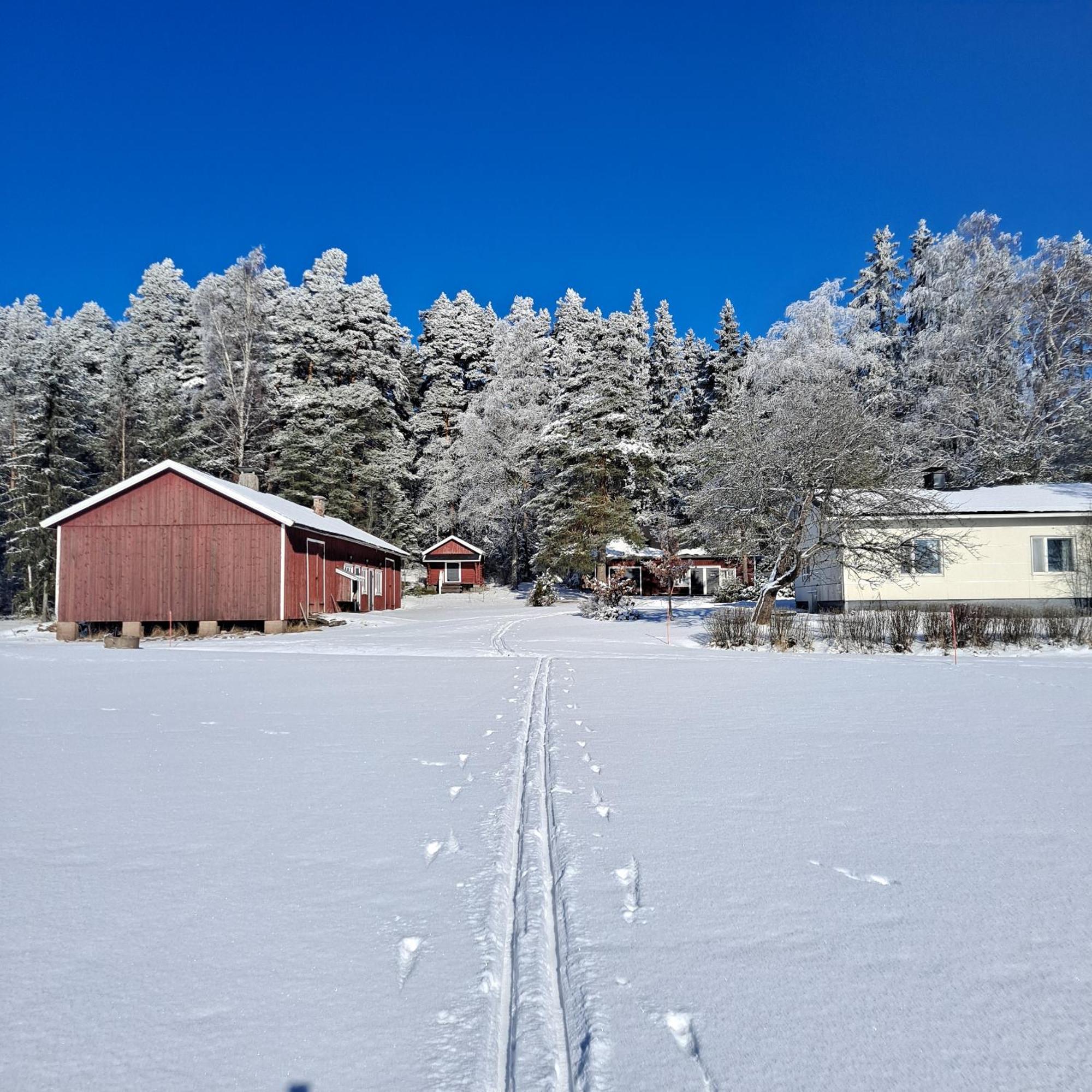 Levomaeki Farm Cottages Ypaja 部屋 写真